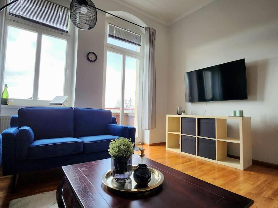 4 Raum Wohnung Mit Balkon Auf 120Sqm In Top Lage Dresda Esterno foto