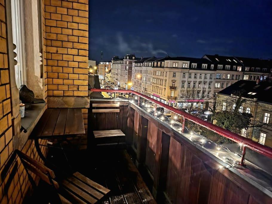 4 Raum Wohnung Mit Balkon Auf 120Sqm In Top Lage Dresda Esterno foto